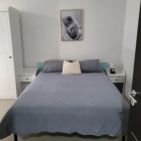 D&r * Birżebbuġa